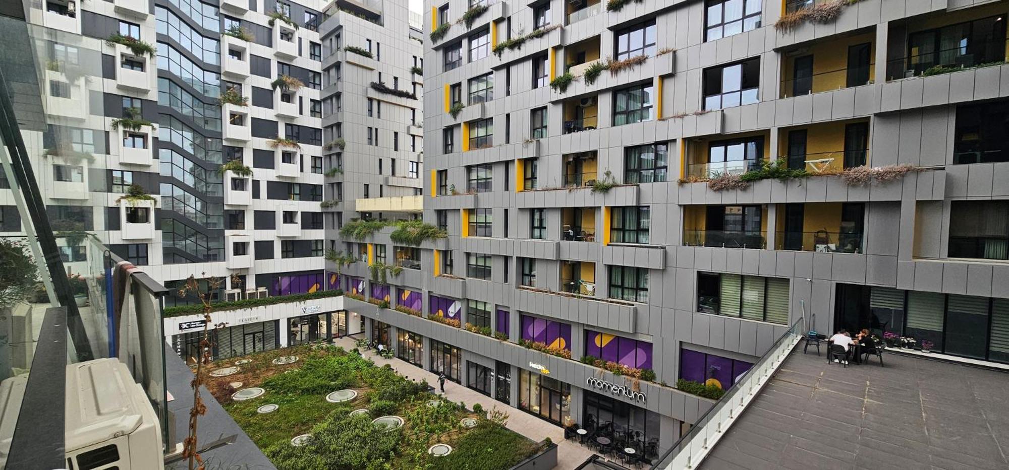 Free Parking Tirana Modern Escape Apartment Екстериор снимка