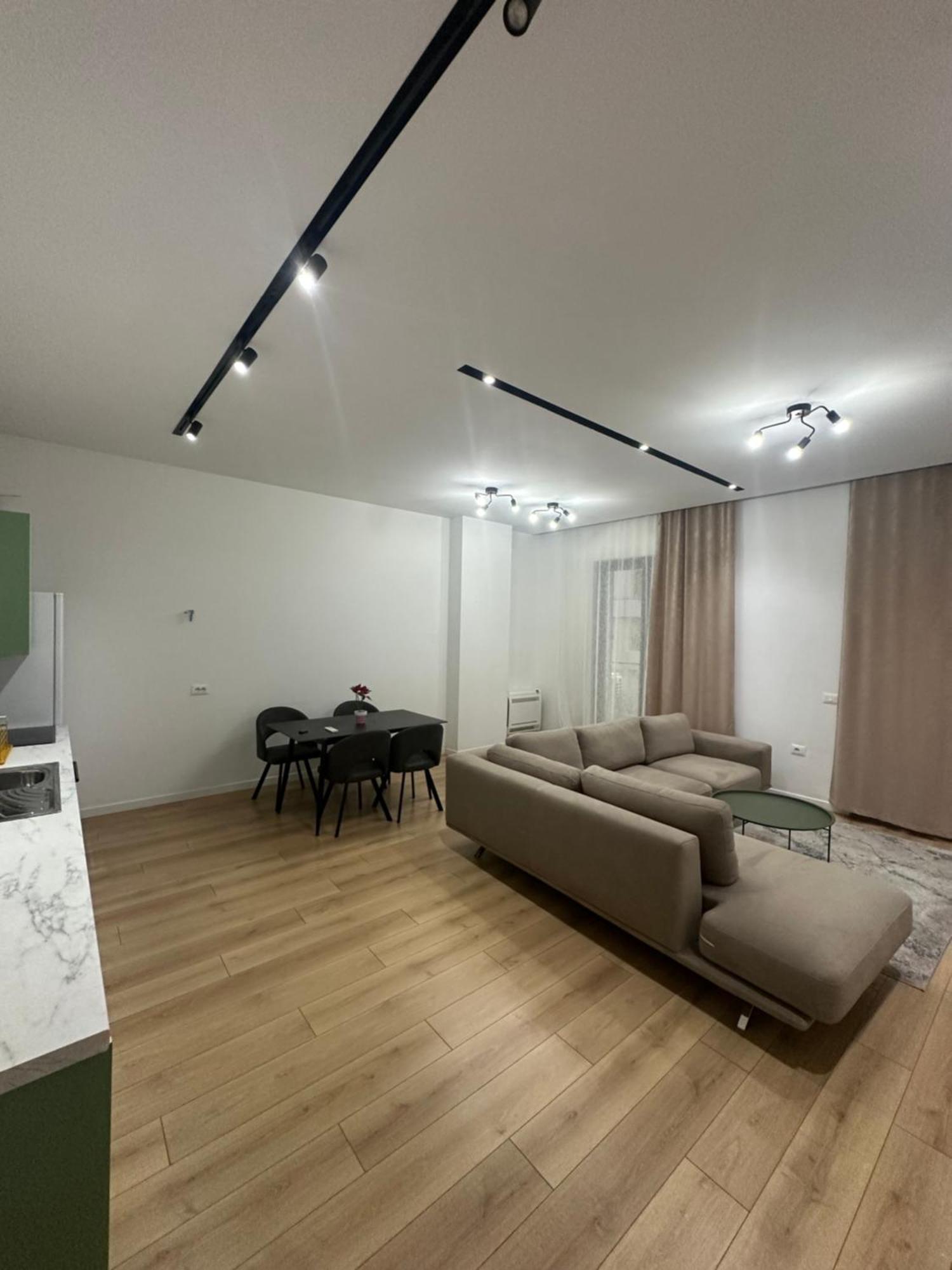 Free Parking Tirana Modern Escape Apartment Екстериор снимка
